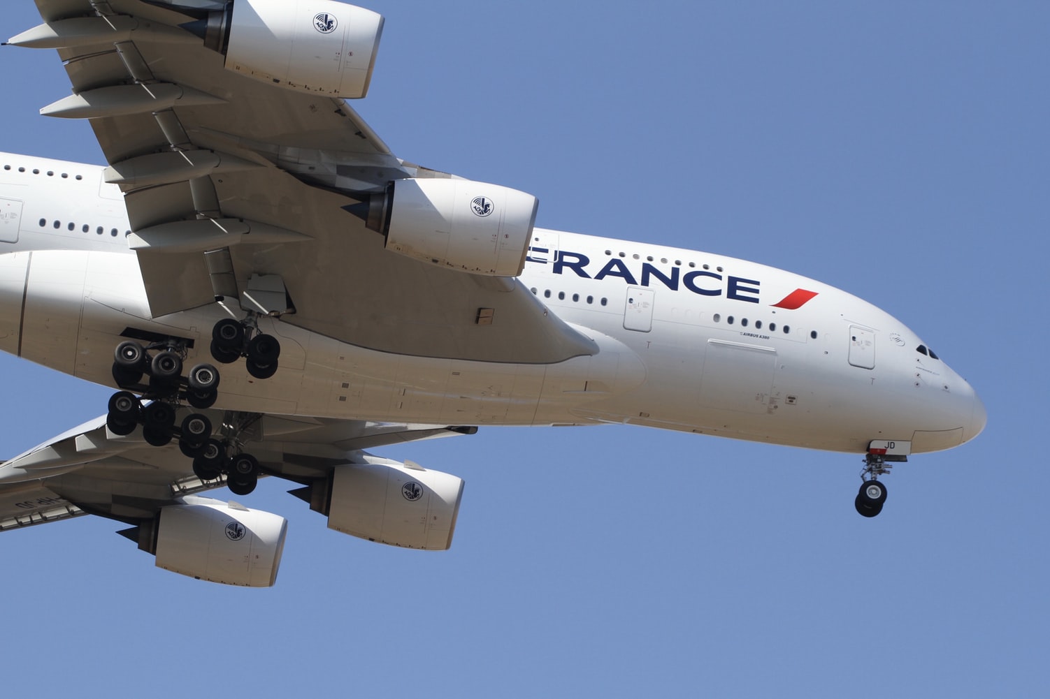 avión de Air France en el aire