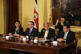 Costa Rica suspende participación política en SICA y cierra frontera a cubanos  